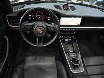 PORSCHE 992 Cabrio 4 S SPORT-DESIGN CHRONO LIFT CARBON