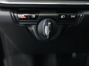 PORSCHE 992 Cabrio 4 S SPORT-DESIGN CHRONO LIFT CARBON