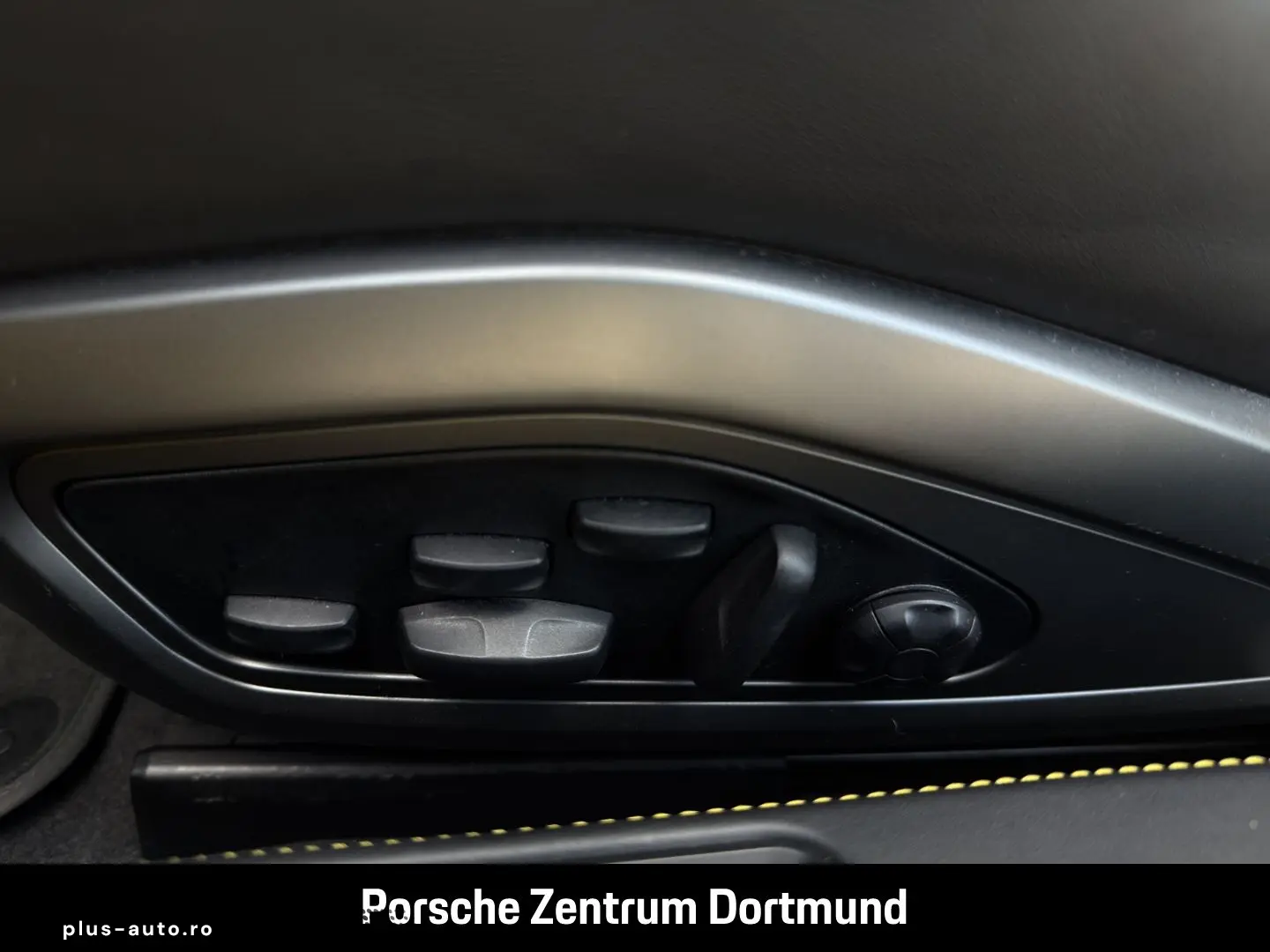 PORSCHE 992 911 Carrera 4S Sportabgas Liftsystem-VA