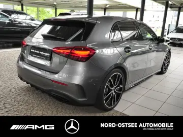 MERCEDES-BENZ A 200 AMG NIGHT SHZ MBUX KLIMA