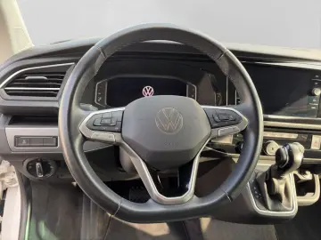 VW T6.1 Multivan TDI ALLRAD GENERATION SIX AHK
