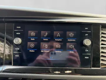 VW T6.1 Multivan TDI ALLRAD GENERATION SIX AHK