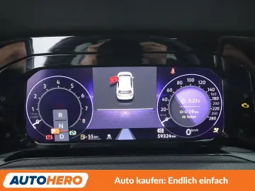 VW Golf VIII 2.0 TSI GTI