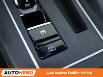 VW Golf VIII 2.0 TSI GTI