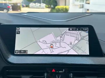 BMW 120i Sport Line LC.PRO LED PANORAMA KAMERA HiFi