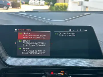 BMW 120i Sport Line LC.PRO LED PANORAMA KAMERA HiFi