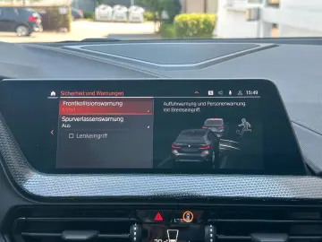 BMW 120i Sport Line LC.PRO LED PANORAMA KAMERA HiFi