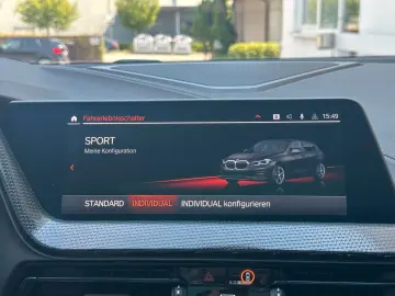 BMW 120i Sport Line LC.PRO LED PANORAMA KAMERA HiFi