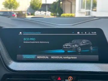 BMW 120i Sport Line LC.PRO LED PANORAMA KAMERA HiFi
