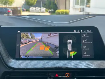 BMW 120i Sport Line LC.PRO LED PANORAMA KAMERA HiFi