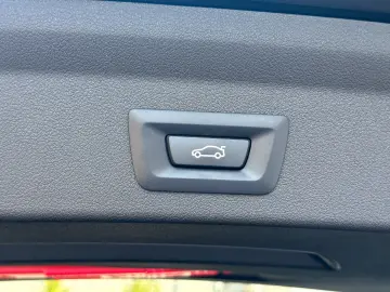 BMW 120i Sport Line LC.PRO LED PANORAMA KAMERA HiFi