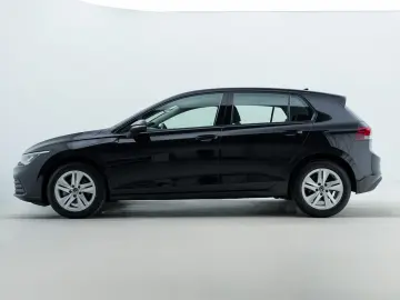 VW Golf VIII 1.0 eTSI Life DSG PDC SHZ AAC LANE