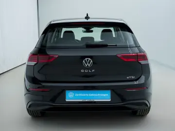 VW Golf VIII 1.0 eTSI Life DSG PDC SHZ AAC LANE