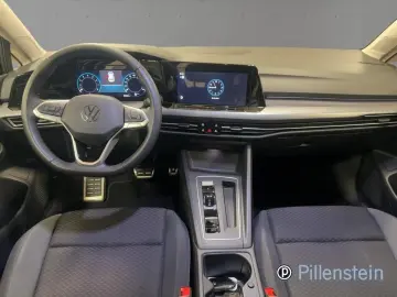 VW Golf 8 ACTIVE 1.5 eTSI DSG AHK PANO KAMERA NAVI
