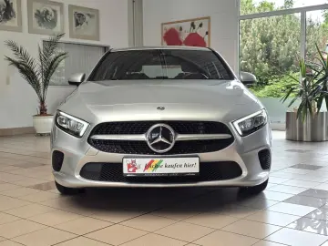 MERCEDES-BENZ A 200  LED Navi MBUX DAB VZE Park-As. …