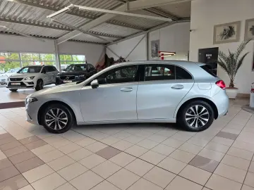 MERCEDES-BENZ A 200  LED Navi MBUX DAB VZE Park-As. …
