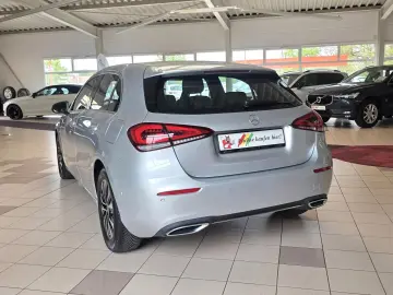 MERCEDES-BENZ A 200  LED Navi MBUX DAB VZE Park-As. …