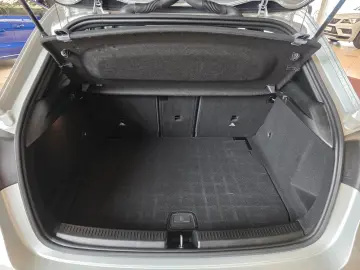 MERCEDES-BENZ A 200  LED Navi MBUX DAB VZE Park-As. …