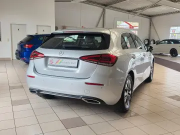MERCEDES-BENZ A 200  LED Navi MBUX DAB VZE Park-As. …