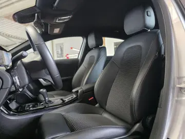 MERCEDES-BENZ A 200  LED Navi MBUX DAB VZE Park-As. …
