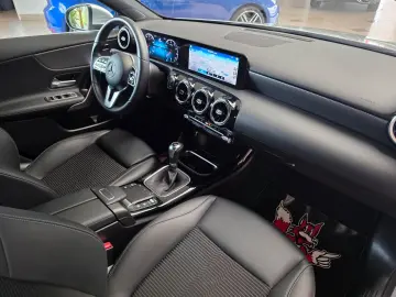 MERCEDES-BENZ A 200  LED Navi MBUX DAB VZE Park-As. …