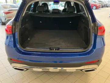 MERCEDES-BENZ GLC220d 4M AMG-Line DISTRONIC 360