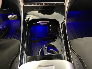 MERCEDES-BENZ GLC220d 4M AMG-Line DISTRONIC 360