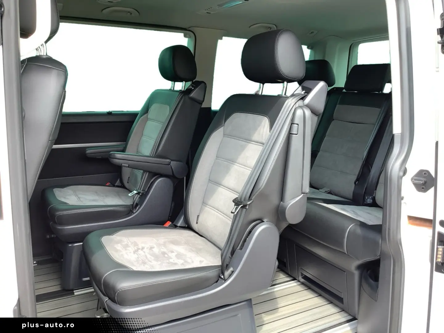 VW T6.1 Multivan 2.0 TDI DSG Generatin SIX 4M. AHK
