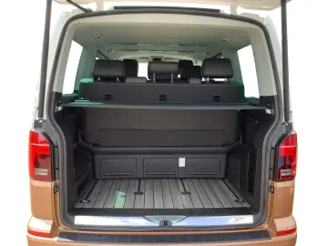 VW T6.1 Multivan 2.0 TDI DSG Generatin SIX 4M. AHK