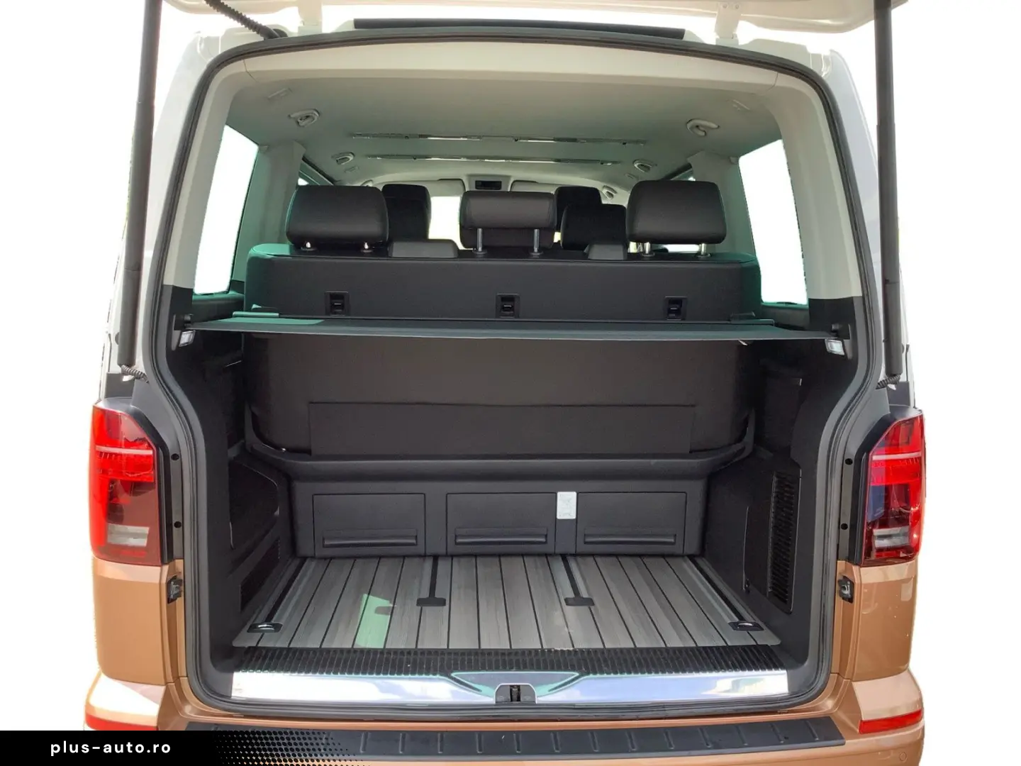 VW T6.1 Multivan 2.0 TDI DSG Generatin SIX 4M. AHK