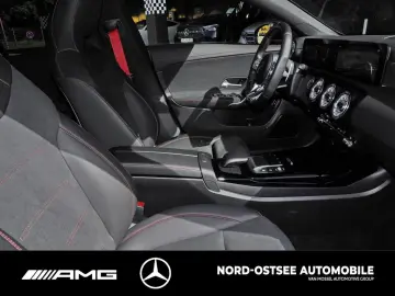 MERCEDES-BENZ CLA 35 AMG 4M NIGHT DISTRO 360  KAMERA SOUND