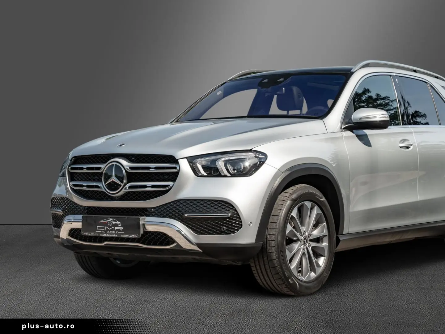 MERCEDES-BENZ GLE 300 d 4Matic AMG-Line AHK PANO Burmester