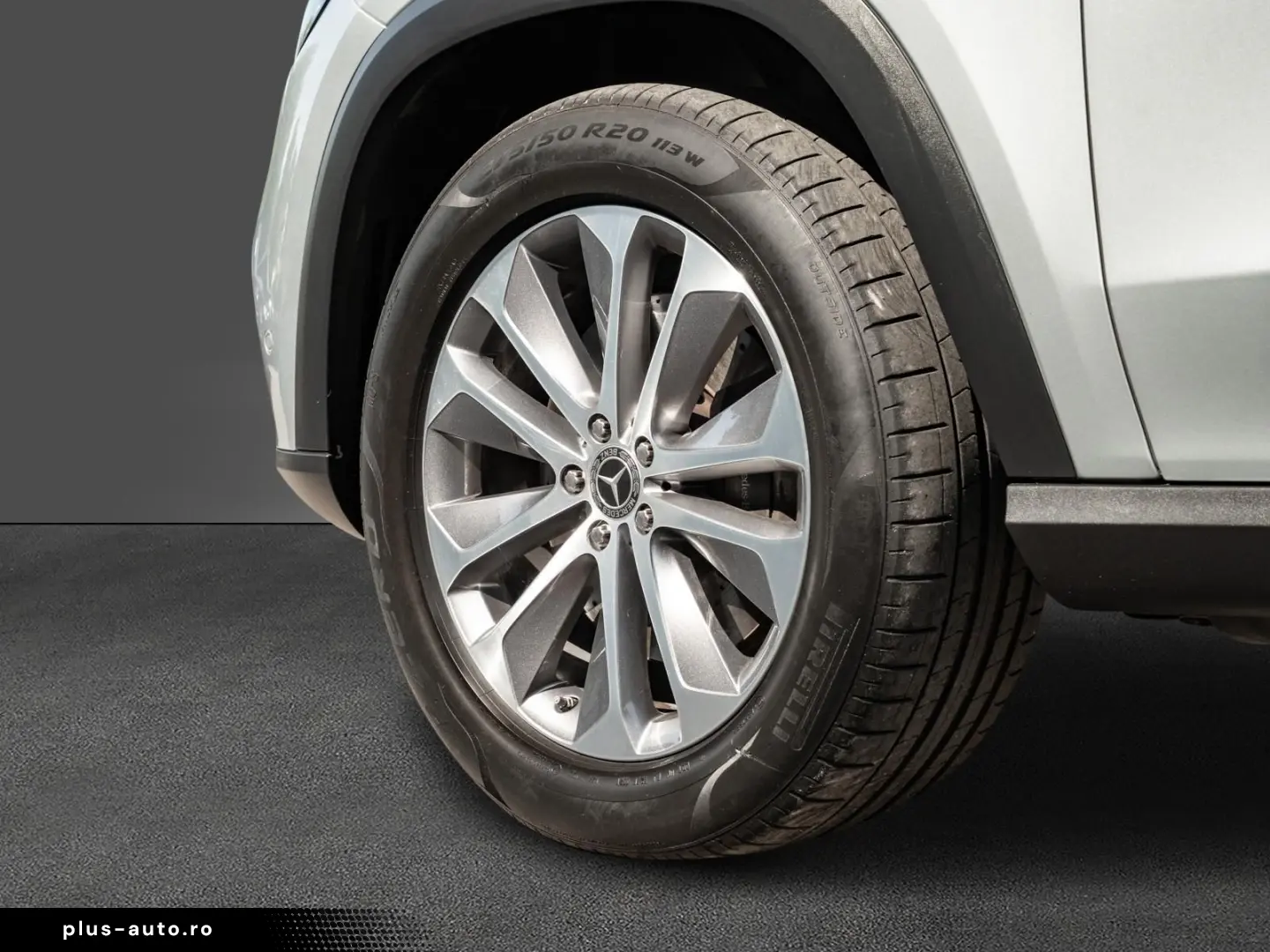 MERCEDES-BENZ GLE 300 d 4Matic AMG-Line AHK PANO Burmester