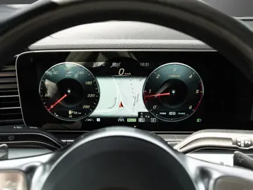 MERCEDES-BENZ GLE 300 d 4Matic AMG-Line AHK PANO Burmester