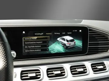 MERCEDES-BENZ GLE 300 d 4Matic AMG-Line AHK PANO Burmester