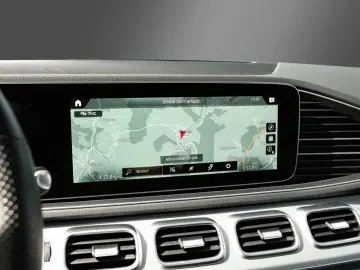 MERCEDES-BENZ GLE 300 d 4Matic AMG-Line AHK PANO Burmester