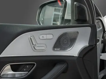 MERCEDES-BENZ GLE 300 d 4Matic AMG-Line AHK PANO Burmester