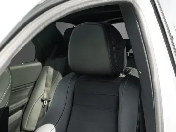 MERCEDES-BENZ GLE 300 d 4Matic AMG-Line AHK PANO Burmester