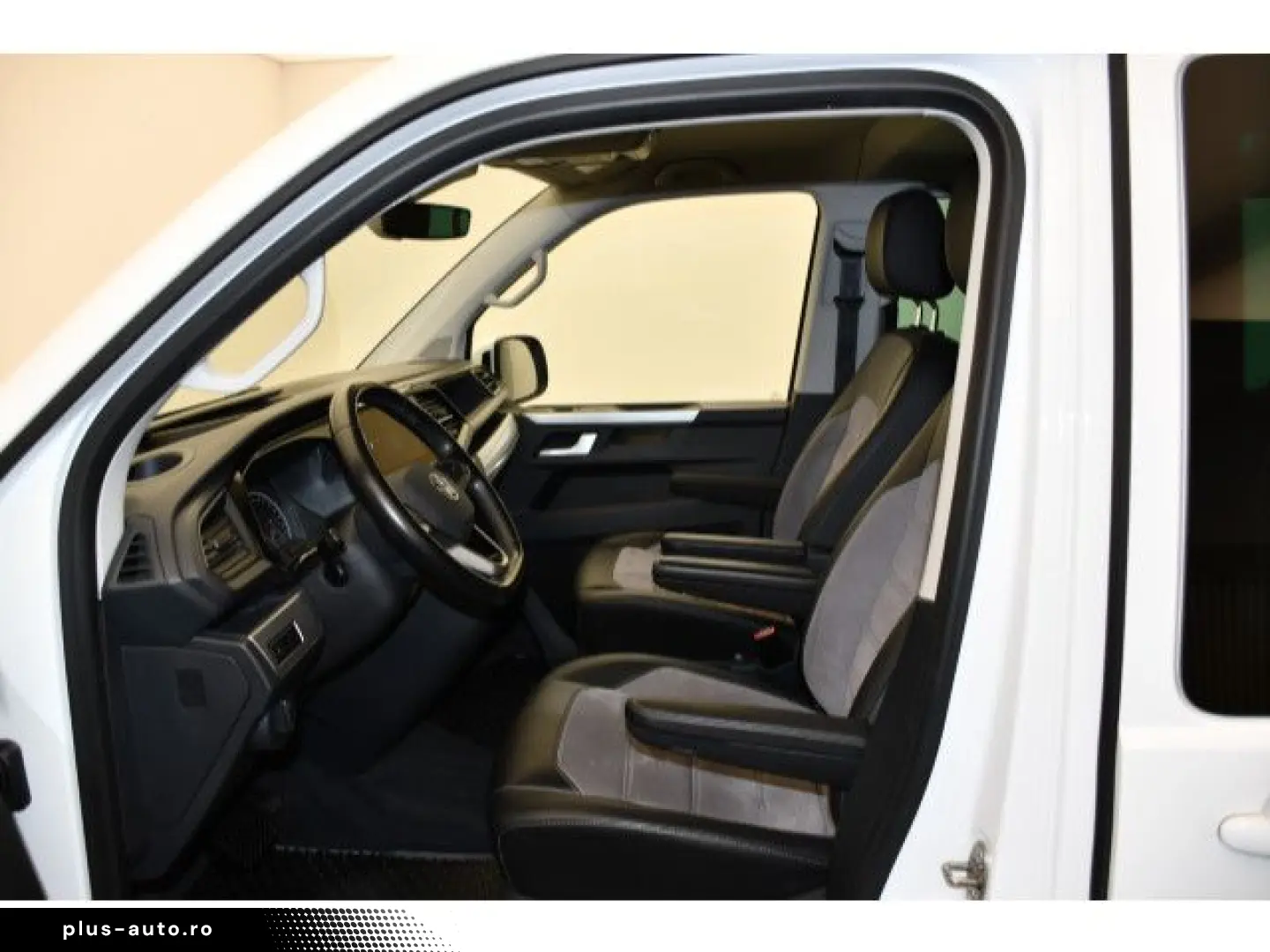 VW T6.1 Multivan 2.0 TDI DSG Generation Six AHK Sta