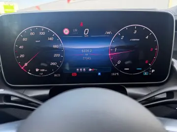 MERCEDES-BENZ GLC300d 4M 9G AMG Line HUD 360