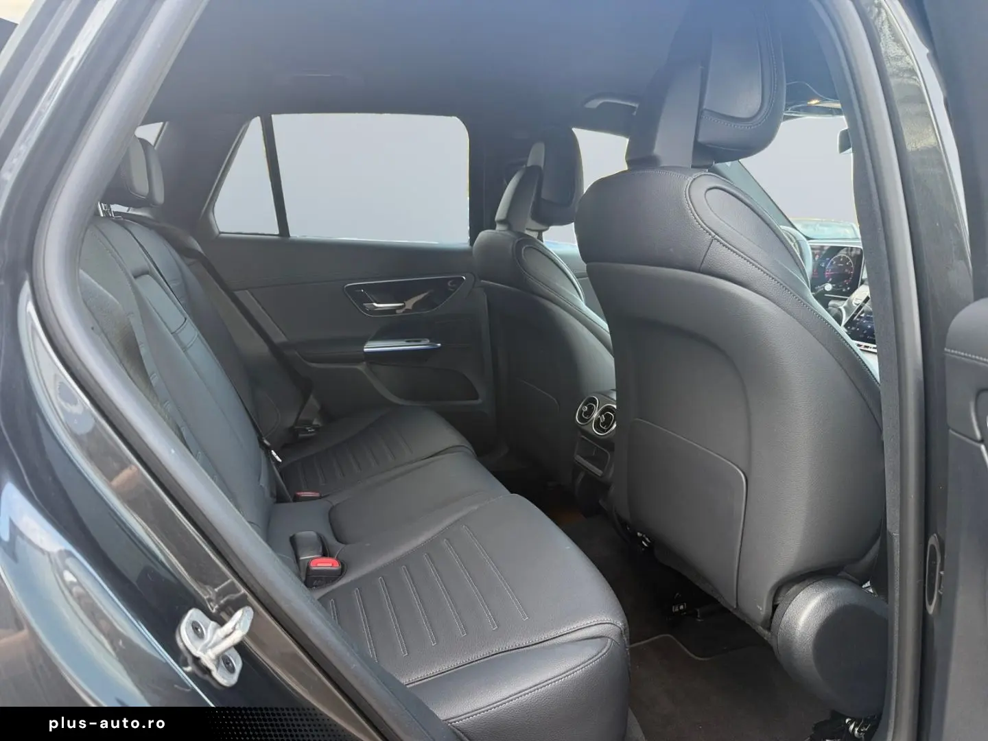 MERCEDES-BENZ GLC300d 4M 9G AMG Line HUD 360