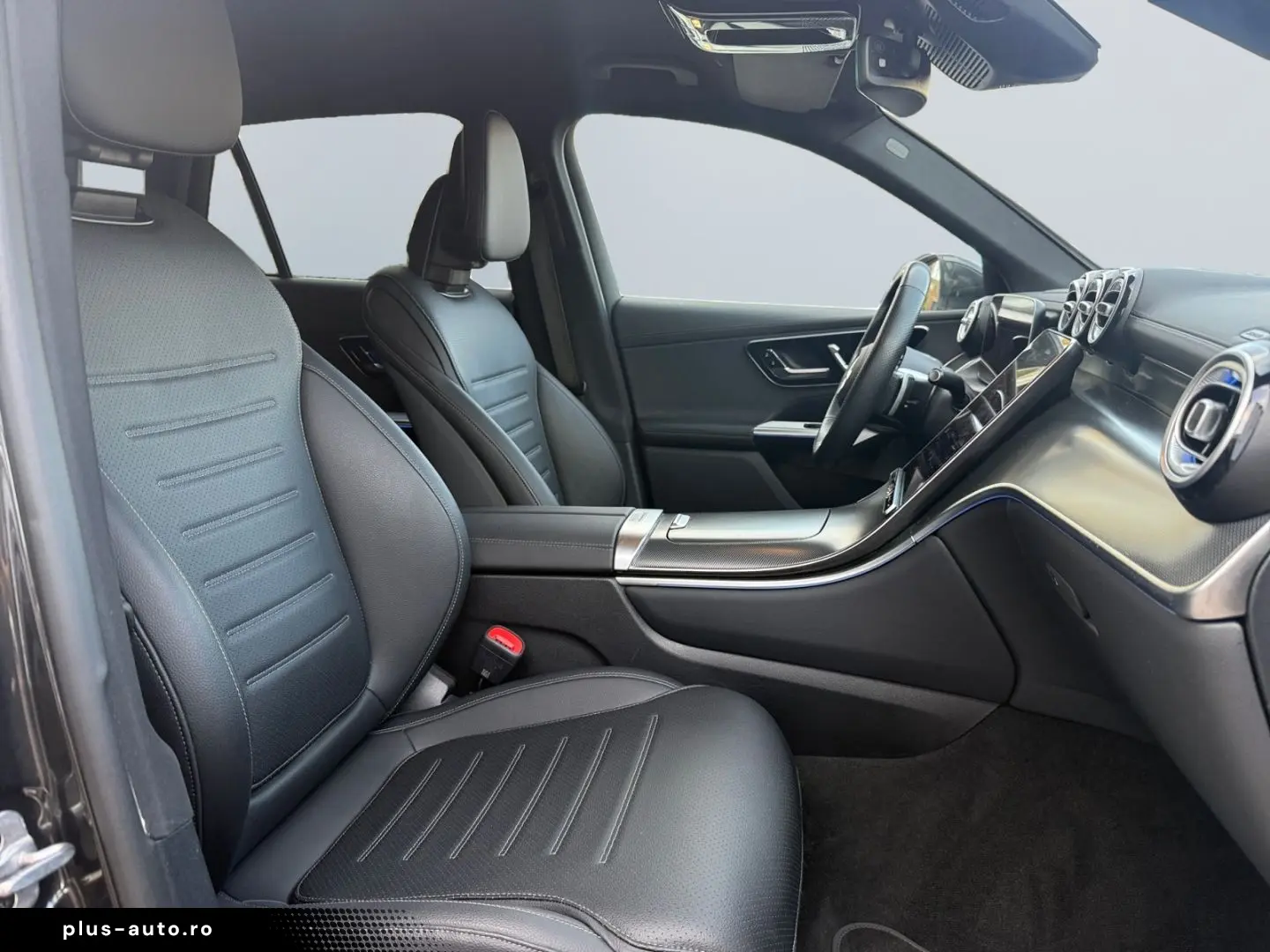 MERCEDES-BENZ GLC300d 4M 9G AMG Line HUD 360