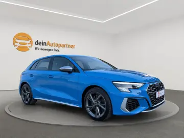 AUDI S3 Sportback 2.0 TFSI quattro S-LINE LED SHZ NAV