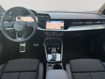 AUDI S3 Sportback 2.0 TFSI quattro S-LINE LED SHZ NAV