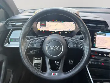 AUDI S3 Sportback 2.0 TFSI quattro S-LINE LED SHZ NAV