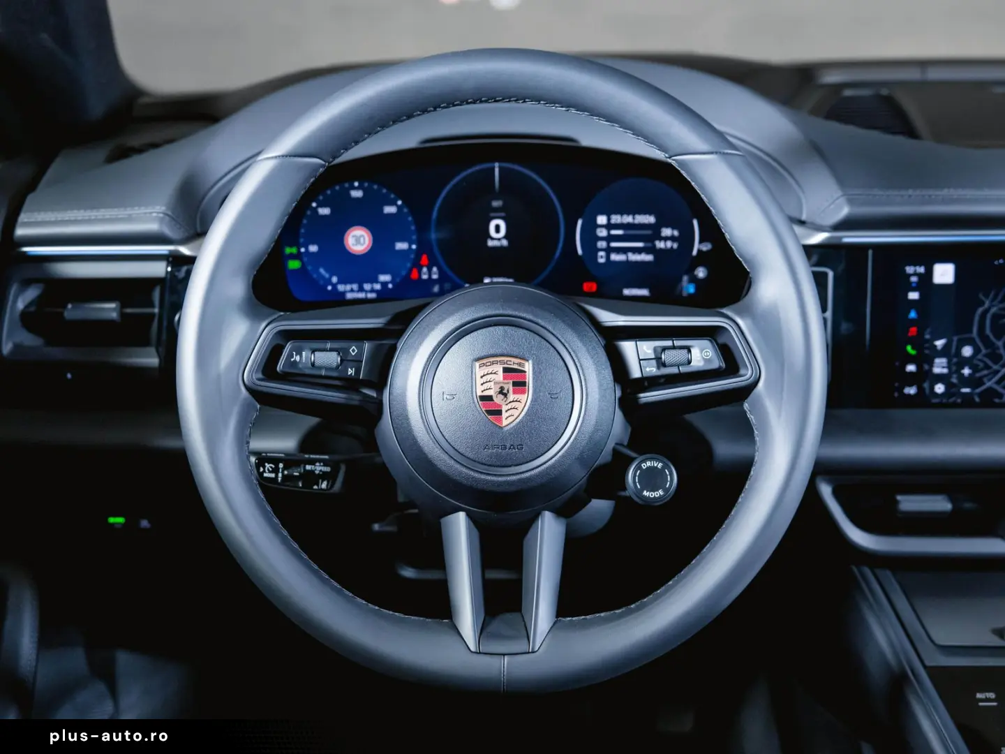 PORSCHE Macan 4 Electric Panoramadach Luftfederung BOSE