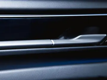 PORSCHE Macan 4 Electric Panoramadach Luftfederung BOSE