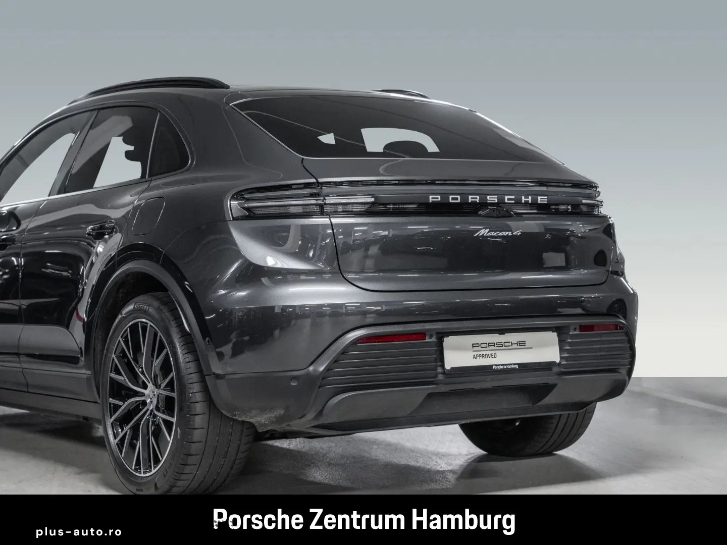 PORSCHE Macan 4 PASM Panorama 21 Zoll Sport Sound