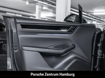 PORSCHE Macan 4 PASM Panorama 21 Zoll Sport Sound