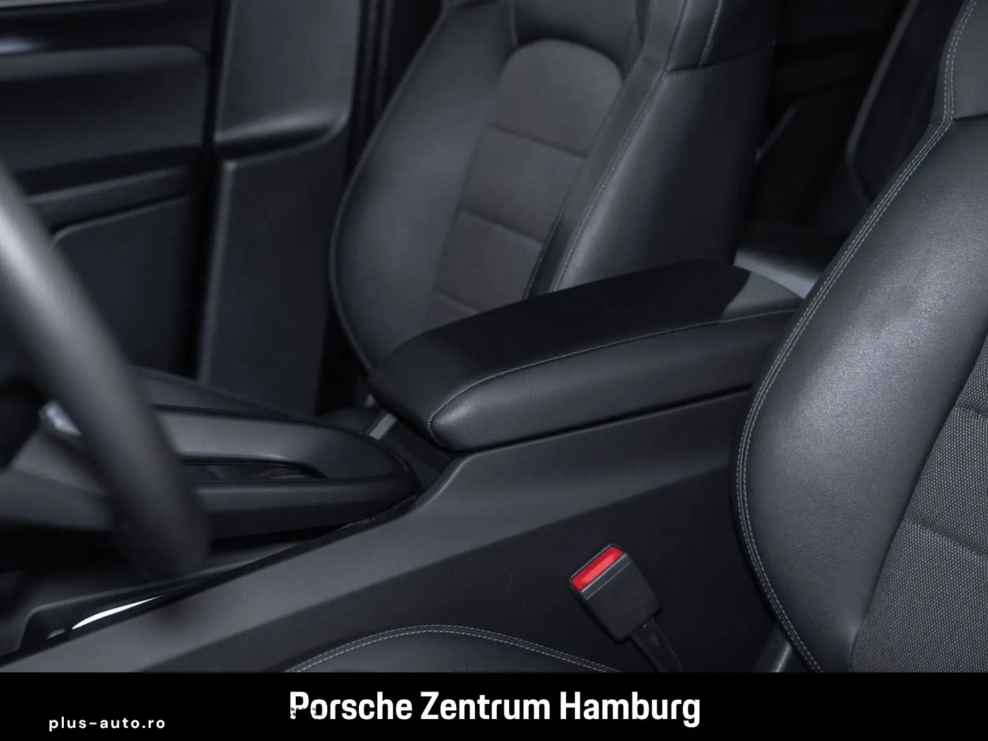 PORSCHE Macan 4 PASM Panorama 21 Zoll Sport Sound